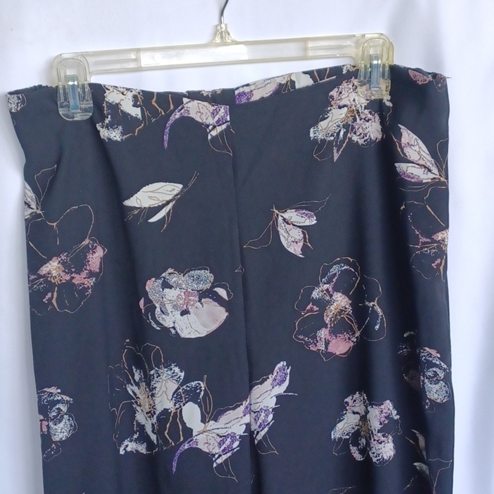 JULES & LEOPOLD Black/Pink Floral Flowy Pants, Elastis Waistband, Sz M, Slit Leg - Picture 2 of 8